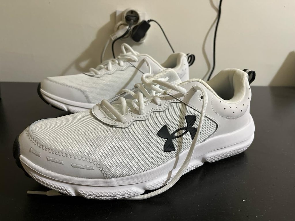Under Armour Koşu Ayakkabısı, Orijinal