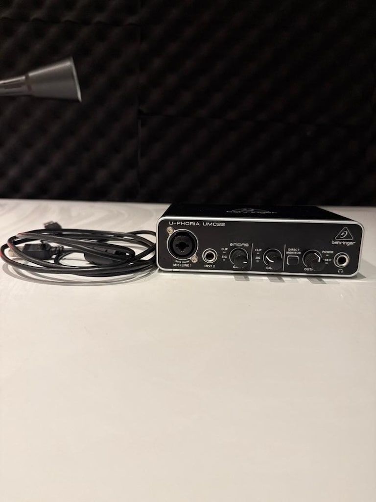 Behringer U-Phoria UMC22 USB Ses Kartı - 2