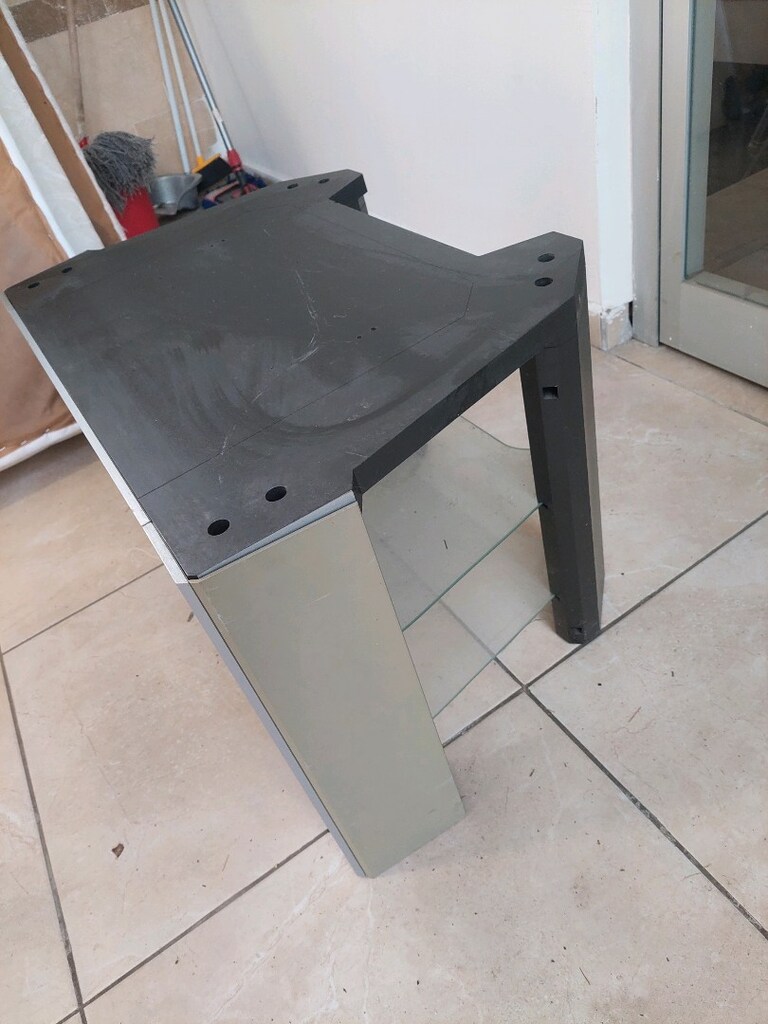 Tv sehpa. 70 cm. Yerden yüksekliği 50 cm. Ürün biraz tozlu. - 7