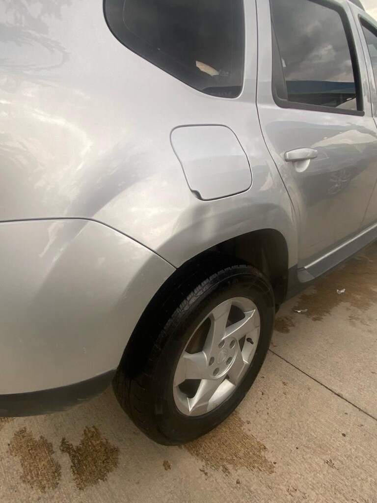 Dacia DUSTER 1.5 Laurate - 8