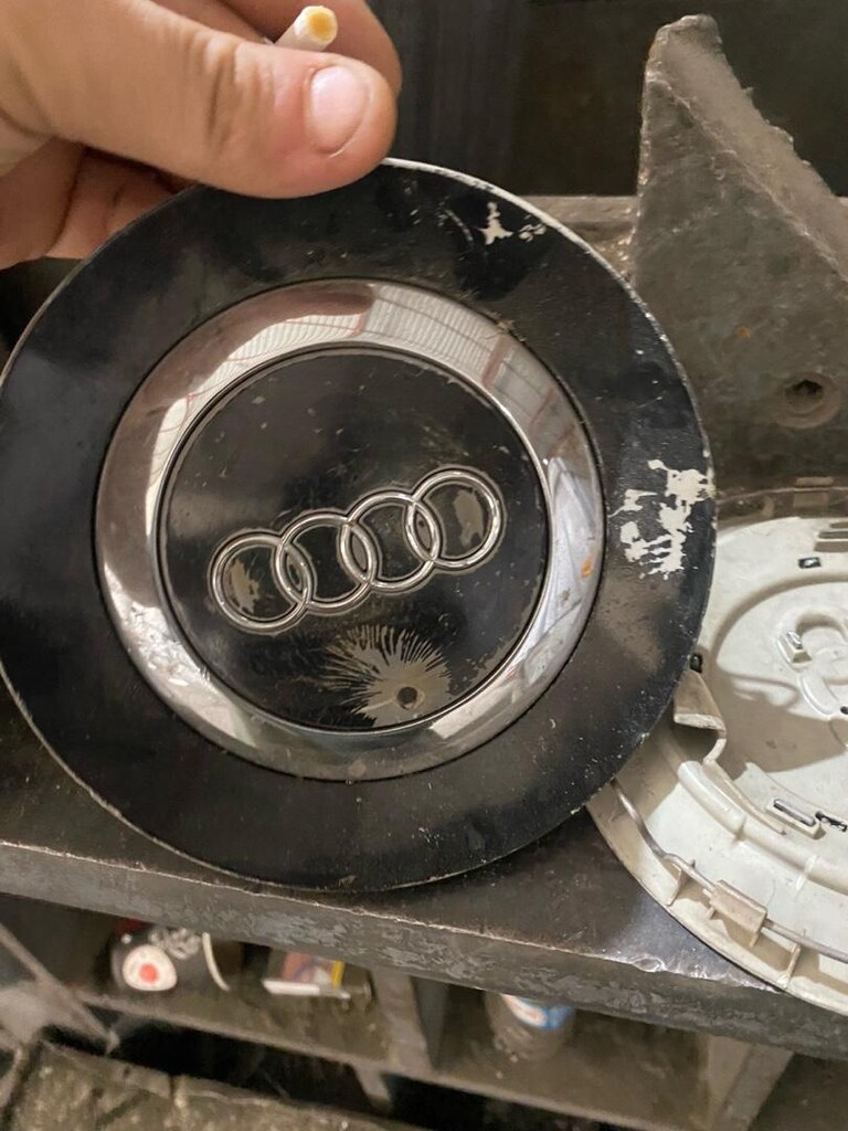 Audi jant göbeği - 4