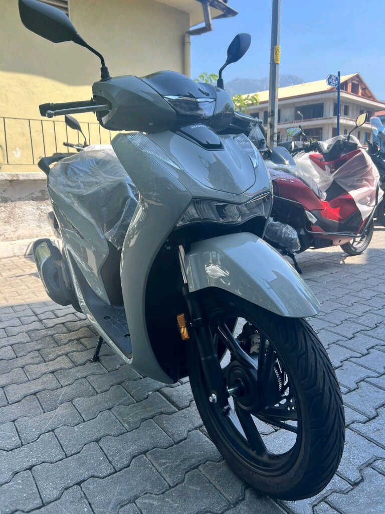 HONDA SH125 - 4