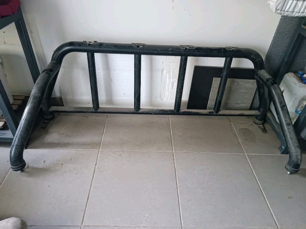 Nissan Navara Roll Bar