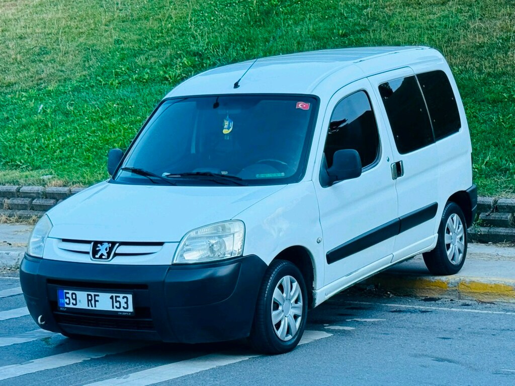 2009 Peugeot Partner Hatasız/Boyasız/4 LASTİK SIFIR-LASSA(14 BİN LİRA) - 2