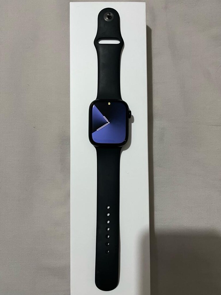 Apple Watch 8 GPS 45mm Midnight Renk - 2