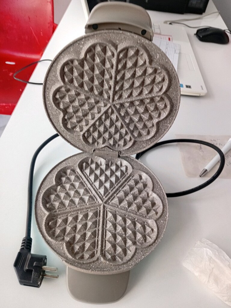 WAFFLE MAKİNESİ - 6