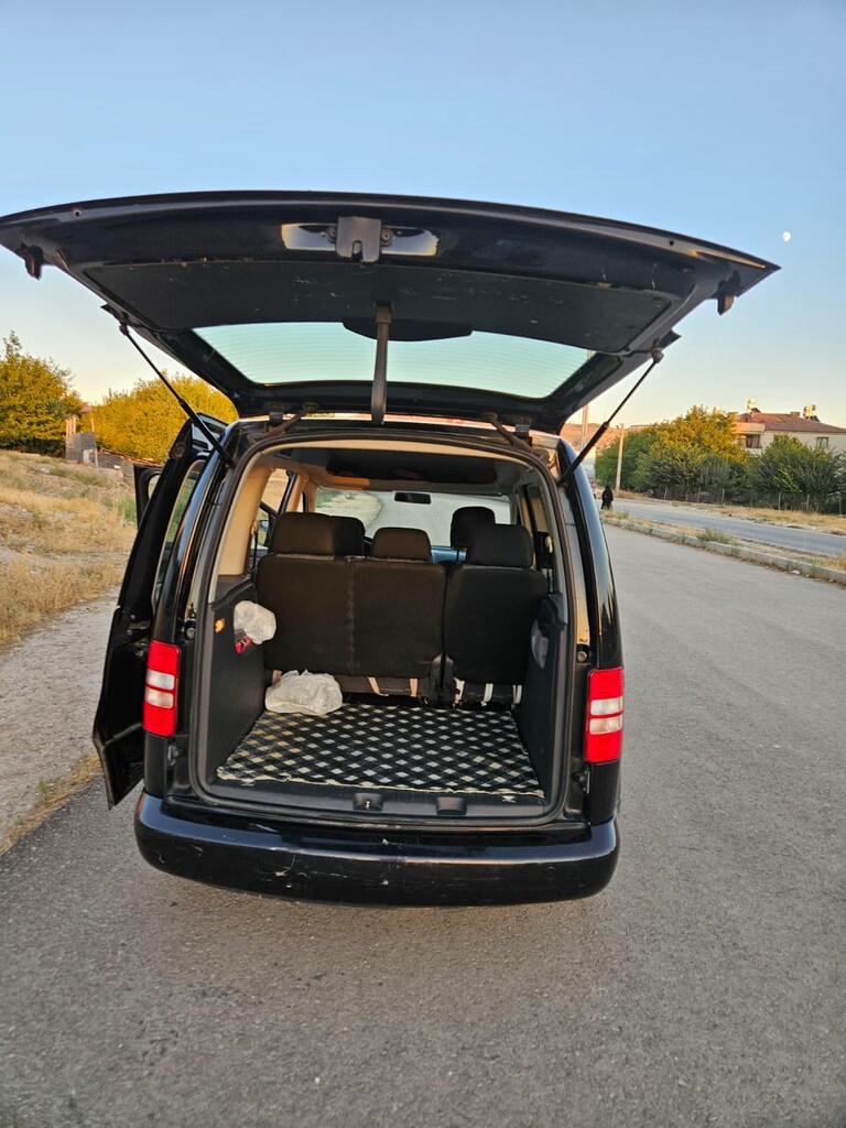 2011 model 1.6 tdi trendline 182 binde - 15