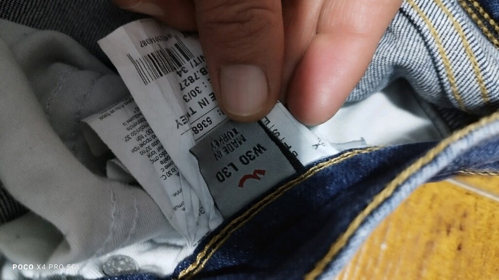 #Little Big jeans pantolon Mağazasında pahalıdır..Eni çekilince 40 - 8