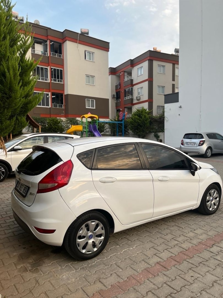Ford fiesta 1.25 benzin&Lpg 2011 model - 4