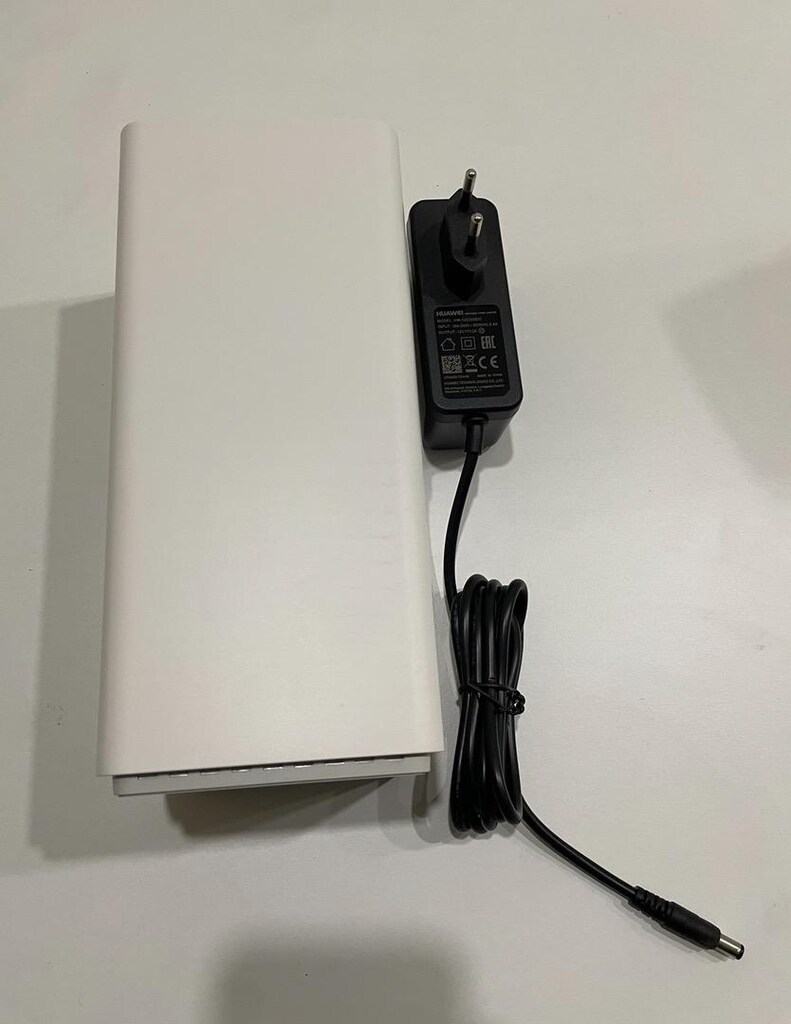 Huawei Superbox B618S-22D 600 Mbps 4.5G Modem - 3