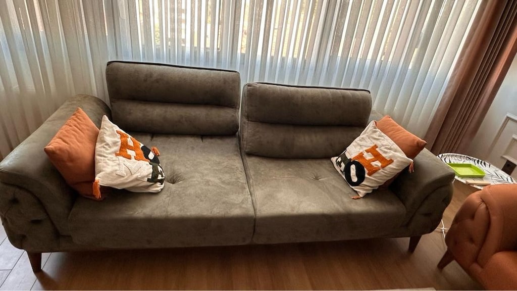 2 adet 3’lü koltuk ve berjer satılık - 3