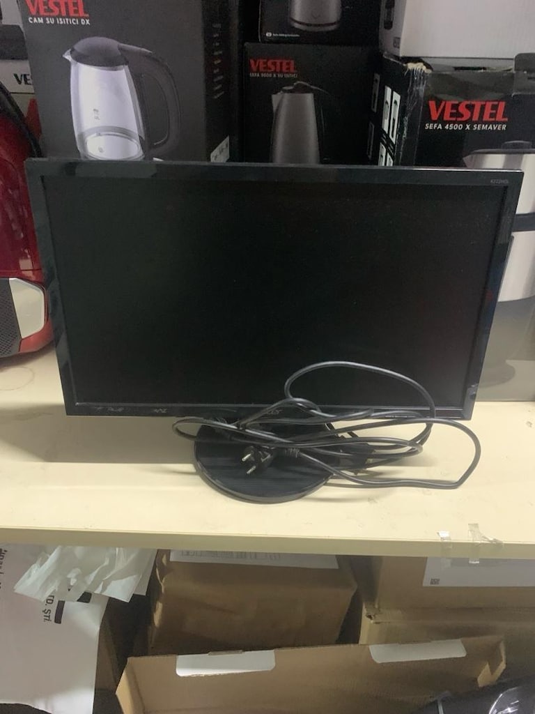 24 inç Led Monitör - 3