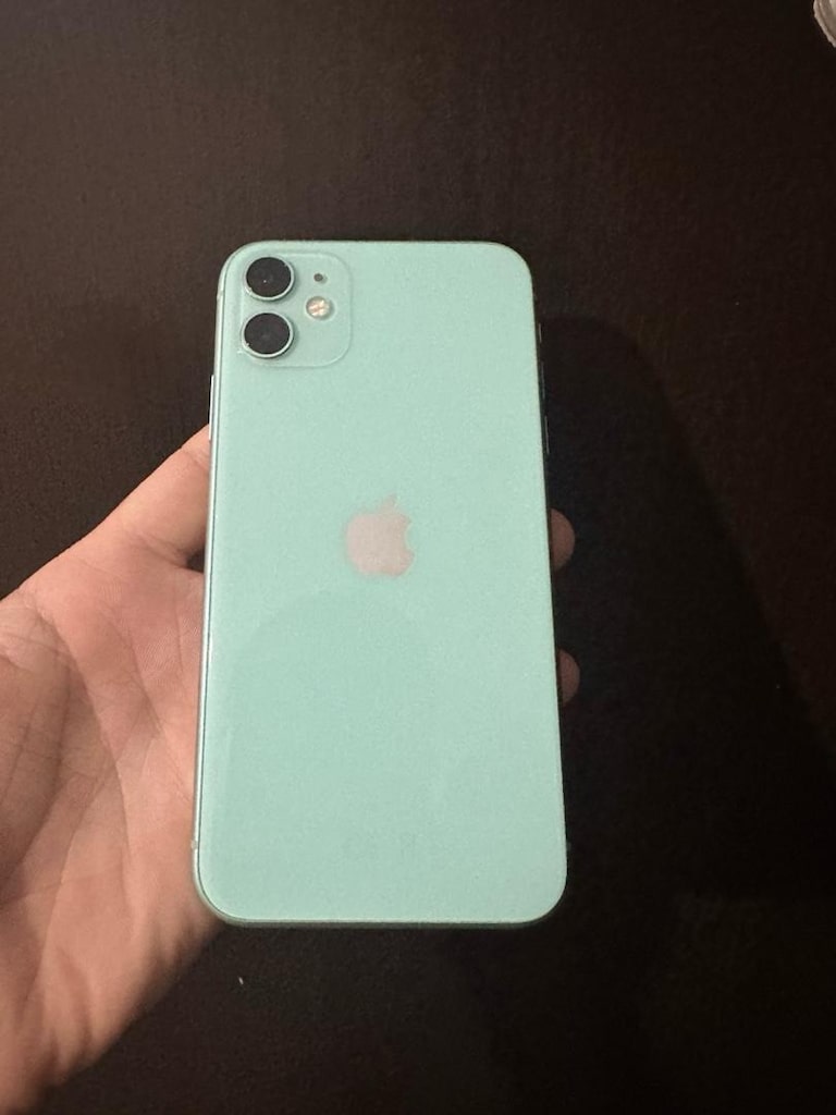 İphone 11 64 Gb Tertemiz - 3