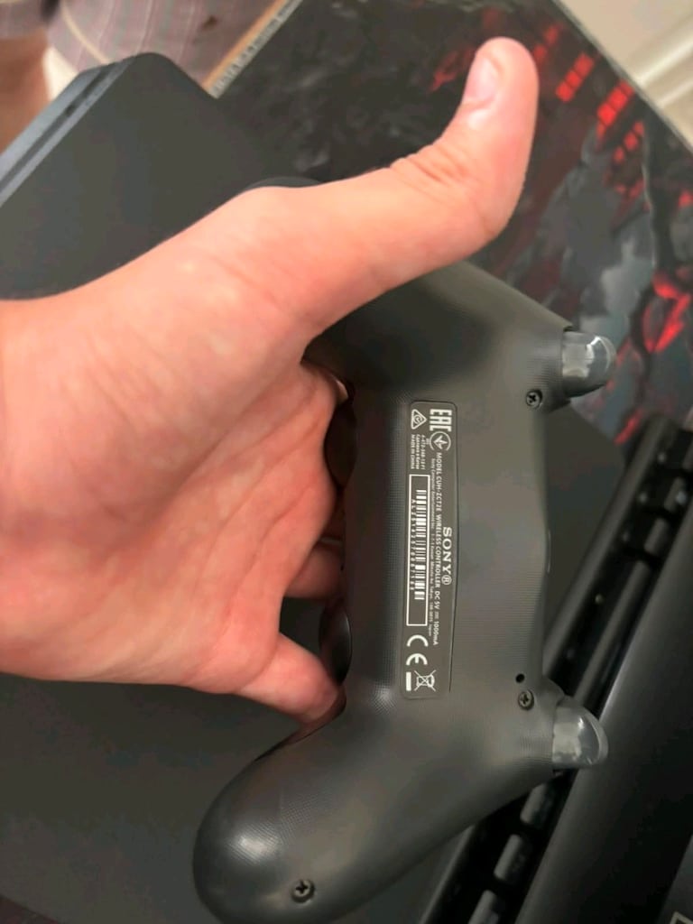 ps4 slim - 2