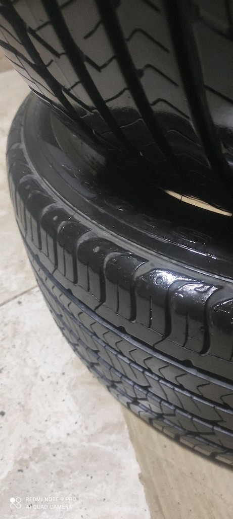 215/55/17 YENİ AYARINDA DİŞ DERİNLİĞİ MÜKEMMEL 2 ADET TOPLAM 4150 tl - 2