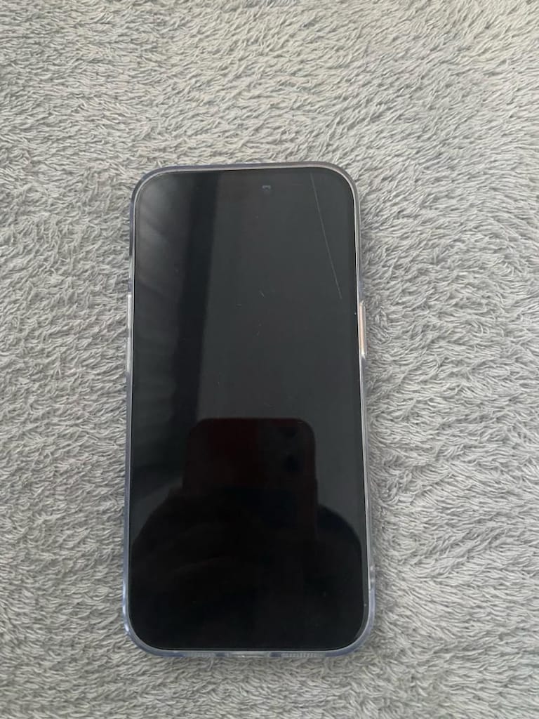 HATASIZ İPHONE 15 y d - 3