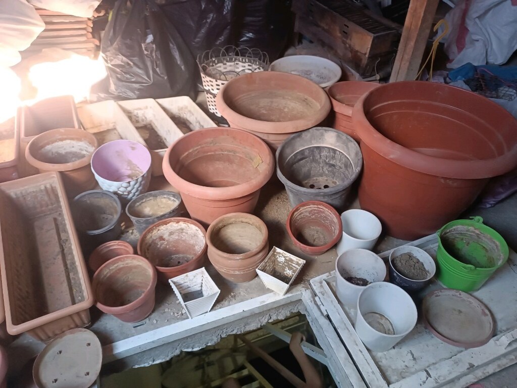 Saksı 45 adet toplu olarak satılık - 4