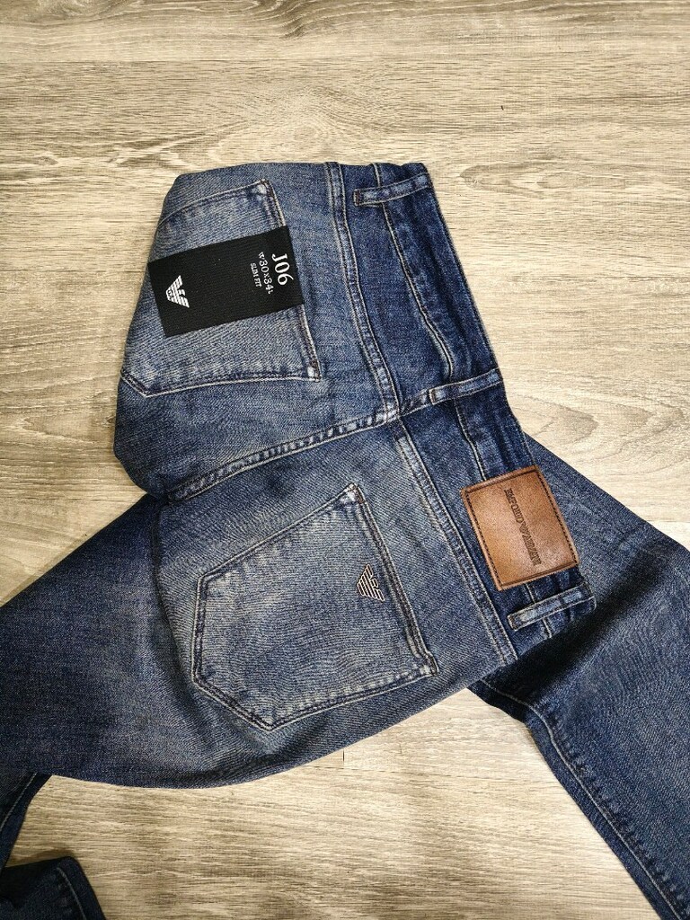 Armani Kot — görsel 2/2