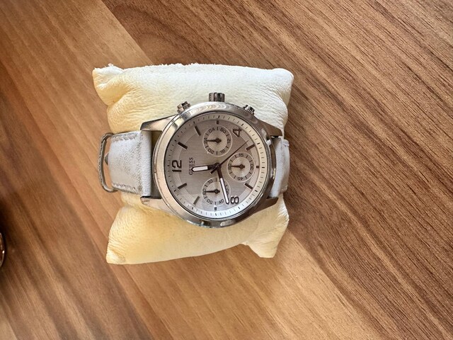 guess Saat