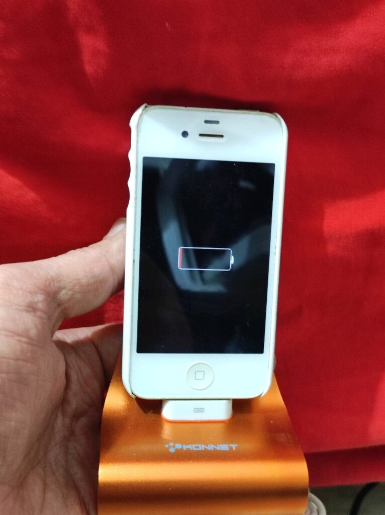 IPHONE 4/4S iPod DOCK Şarj Standı - 8