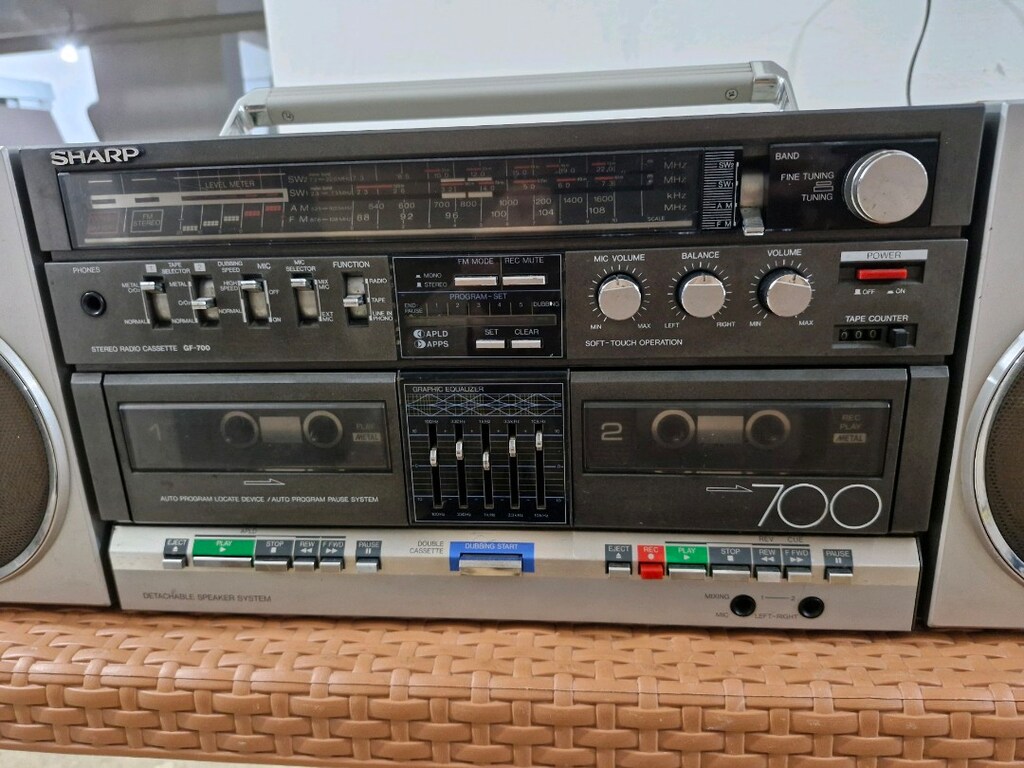 sharp 700 - 13