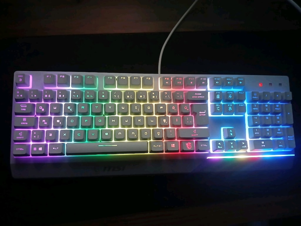 MSİ Vigor GK30 Beyaz RGB Klavye - 3