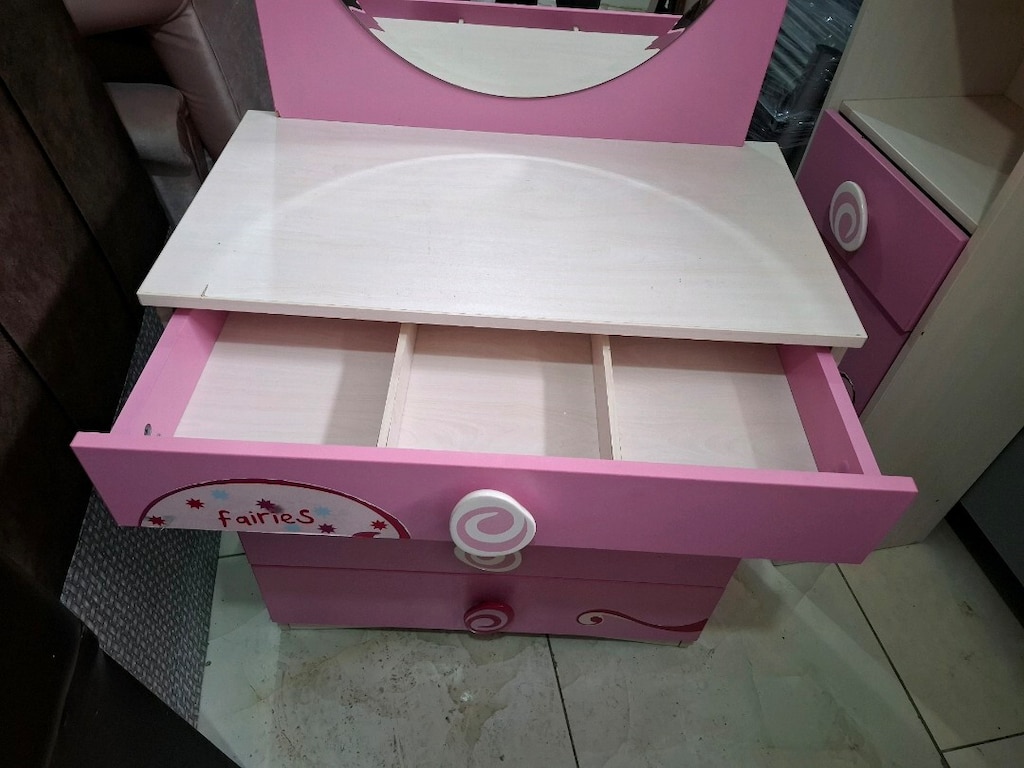 Çilek çocuk odası Gardrop şifonyer kitaplık Yer çayırova'da - 7