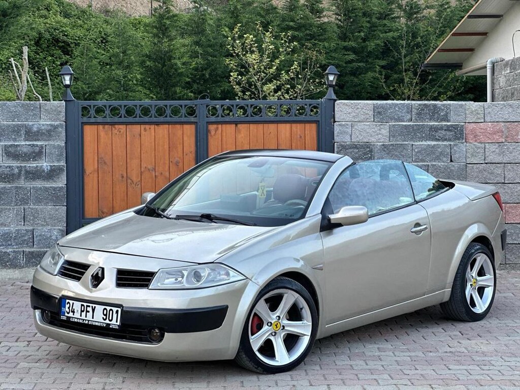 Renault Cabriolet - 4