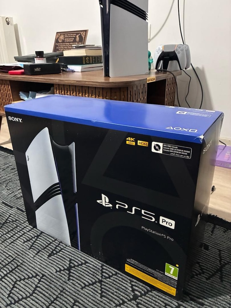 PS 5 PRO 2 TB - 4