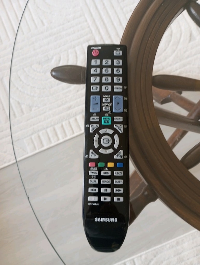 Samsung LE40B530P7W LCD TV - 7