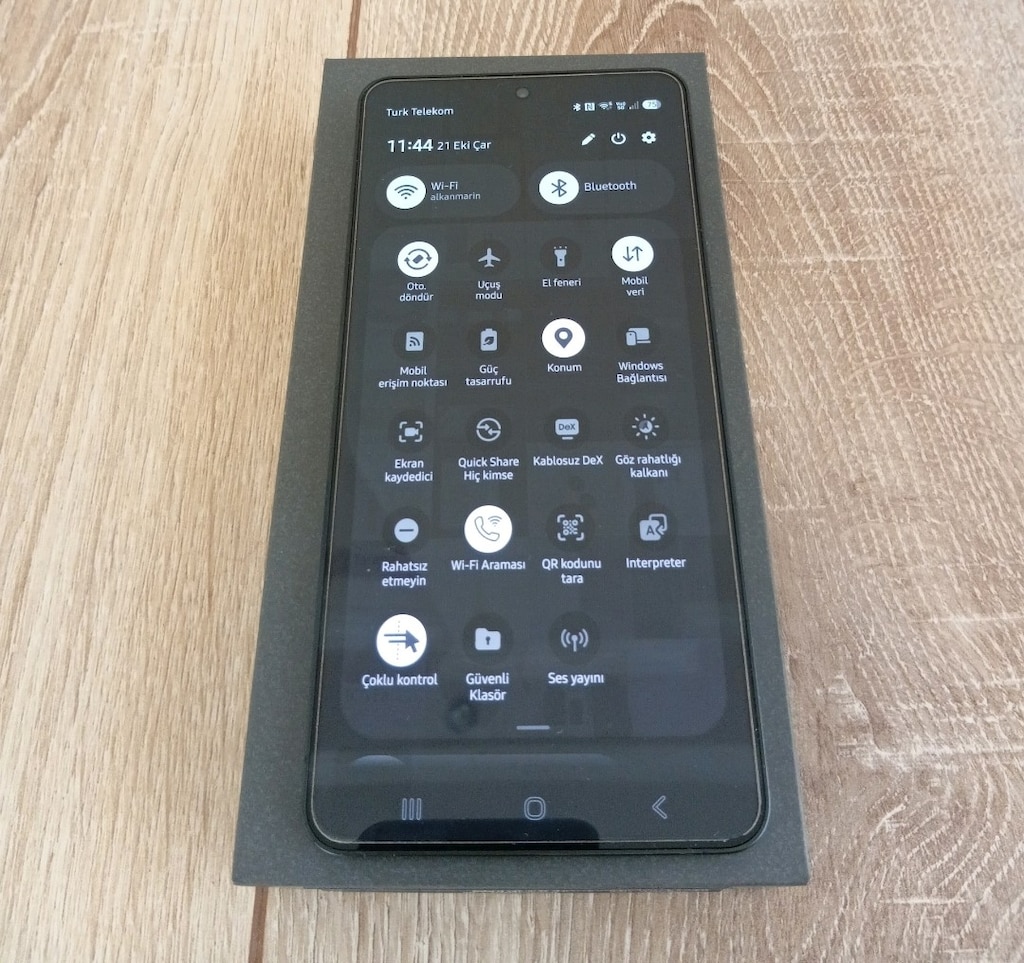 Samsung Galaxy S25 Edge 12/512 GB - 3