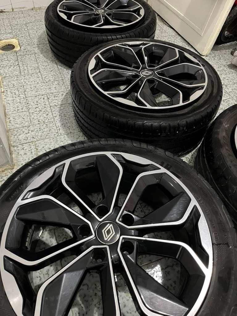 Renault Jant ve Lastik 5*114 225/45/17 - 2