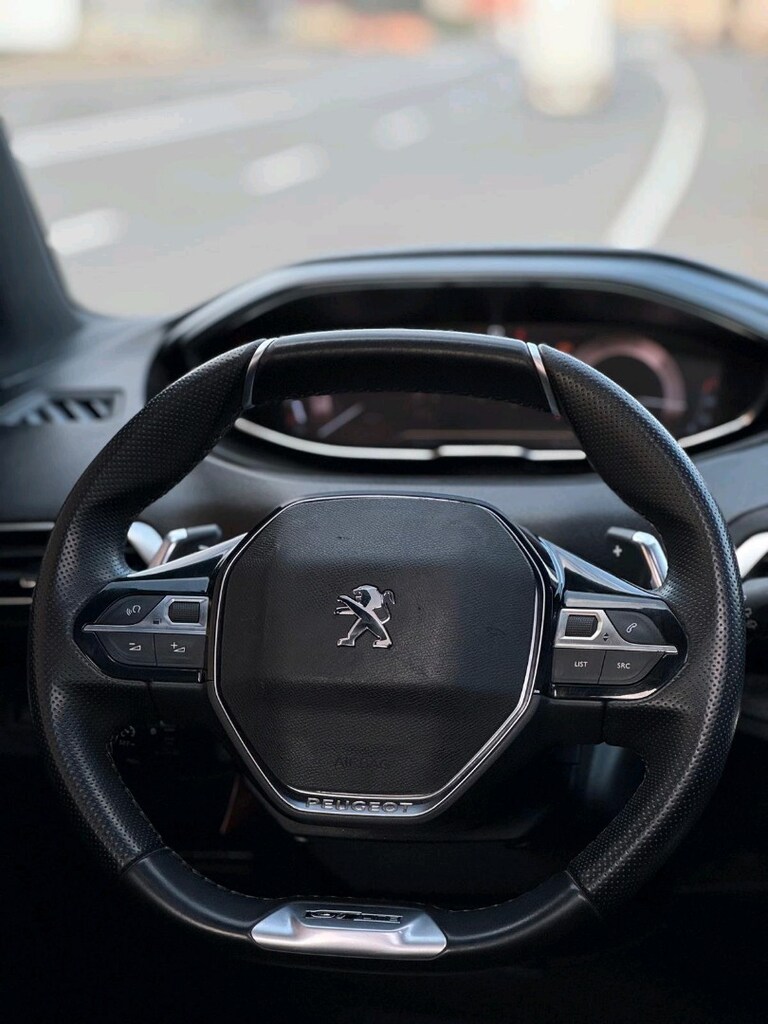 pejo 3008 GT line acil satılık takasa açık otomatik araçlarla - 5