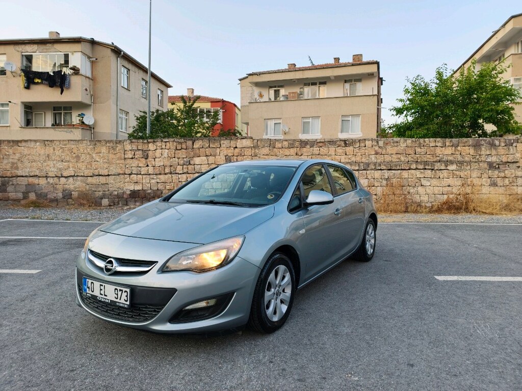 İlk Sahibinden Boyasız 2013 Model Opel Astra J 1.6 178.000 Km'de - 11