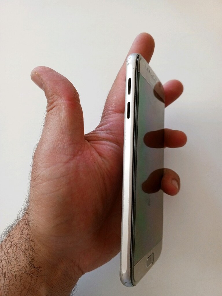 Samsung Galaxy S6 (SM-G920FQ) - 4