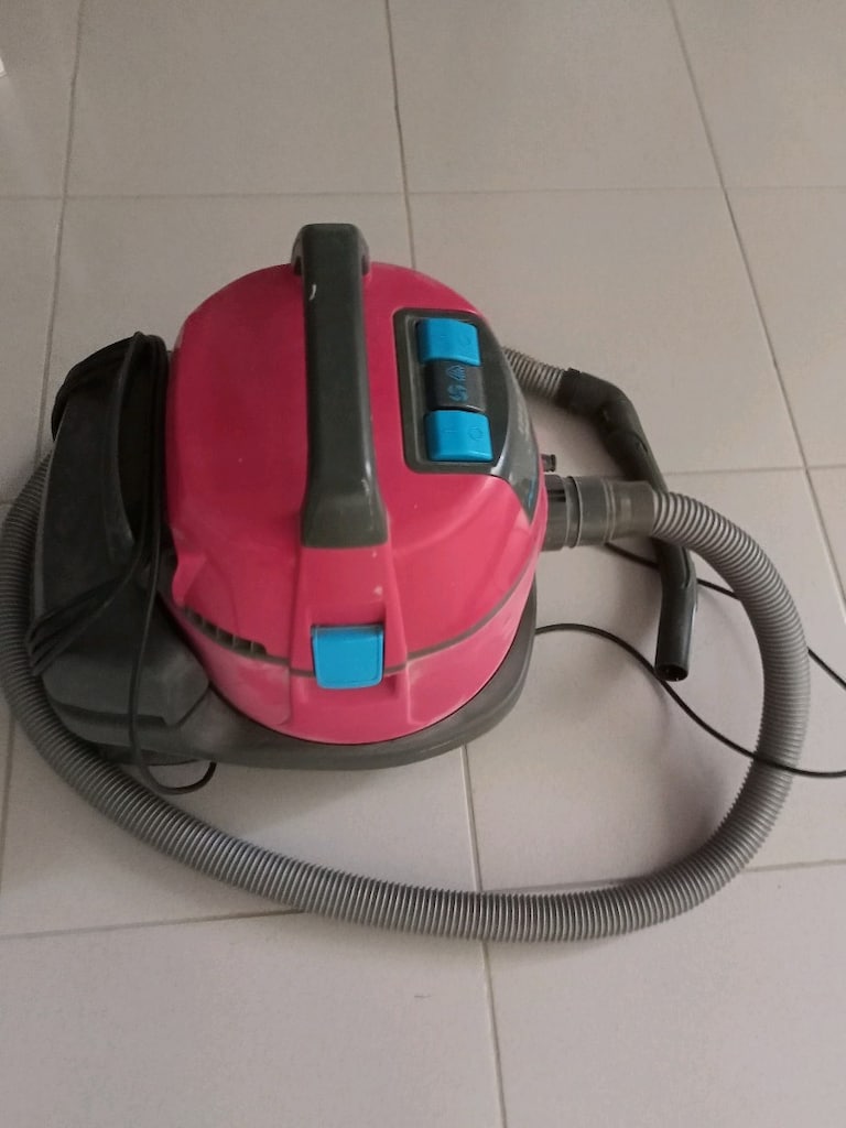 elektrik li süpürge iki adet - 2