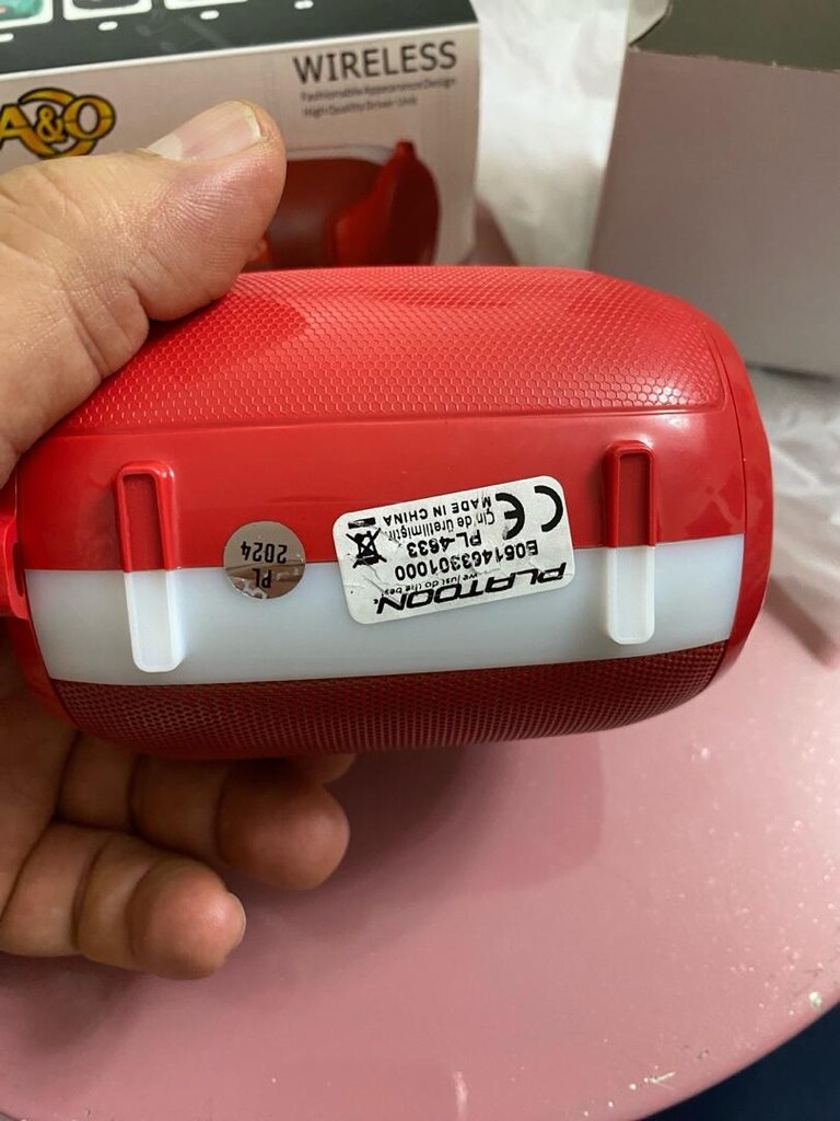 küçük ama çok kuvvetli ses bombası sıfırdır jilatinleri üzerinde - 2