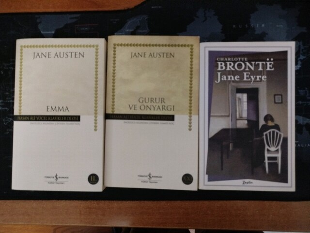 Üç Adet Roman Yeni Gibi. Jane Austen, Jane Eyre.