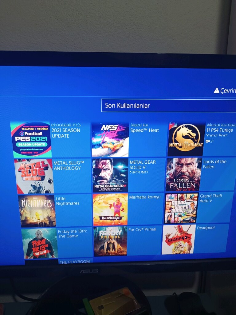 PlayStation 4 GOLDHENLİ 21 ADET OYUN YÜKLÜ 2 KOLLU TERTEMİZ SORUNSUZ - 3