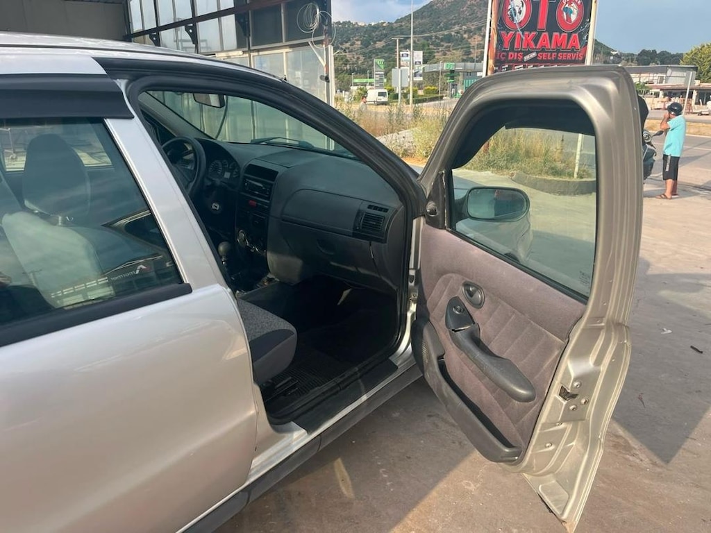 Fiat Albea sorunu yoktur ufak tefek yağ kaçakları var - 11