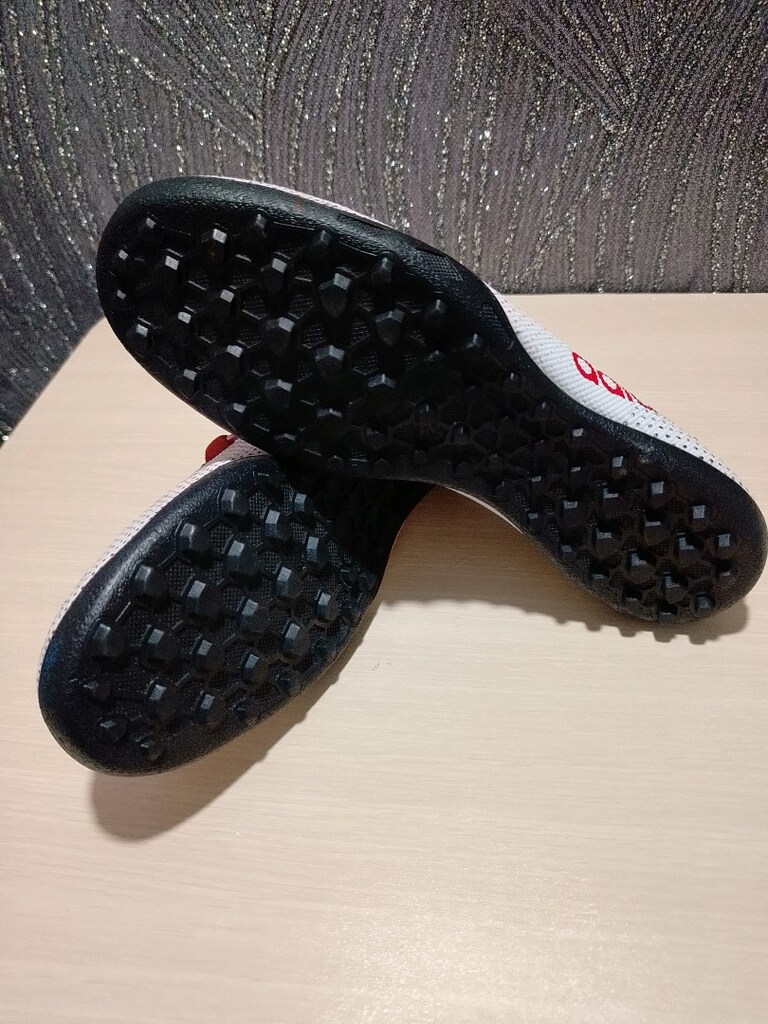 Adidas Halı Saha Kramponu - 8