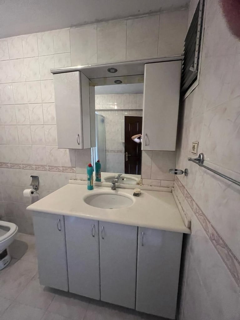 banyo dolaplı geniş lavabo mermer - 3
