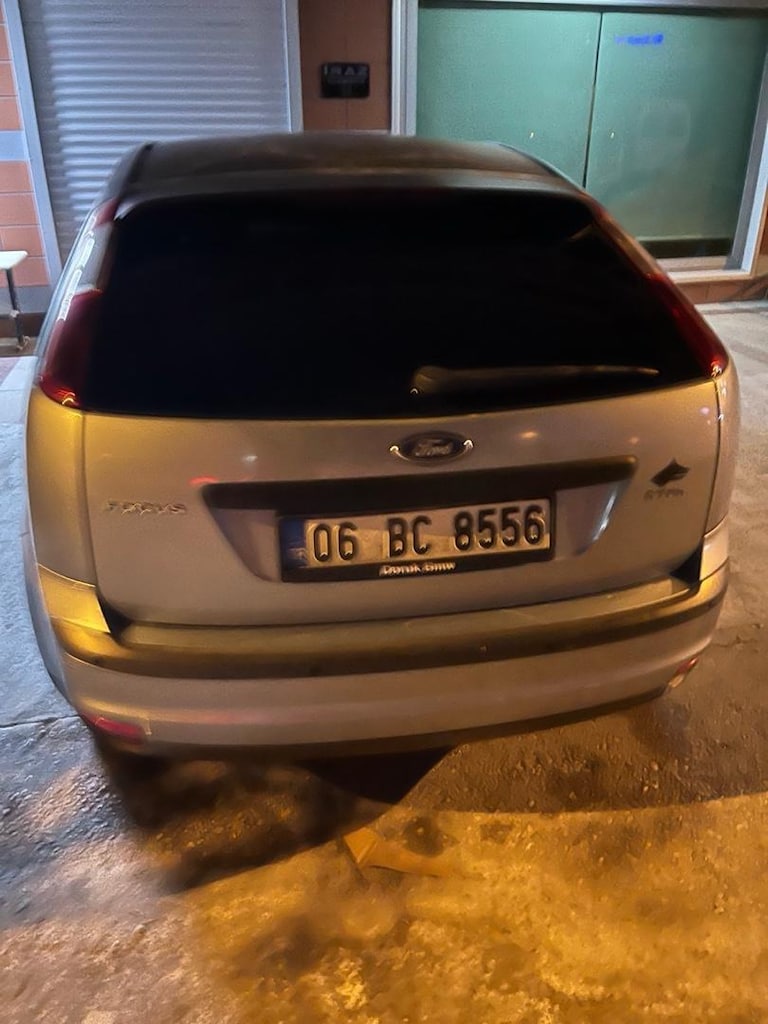 2007 ford focus - 8