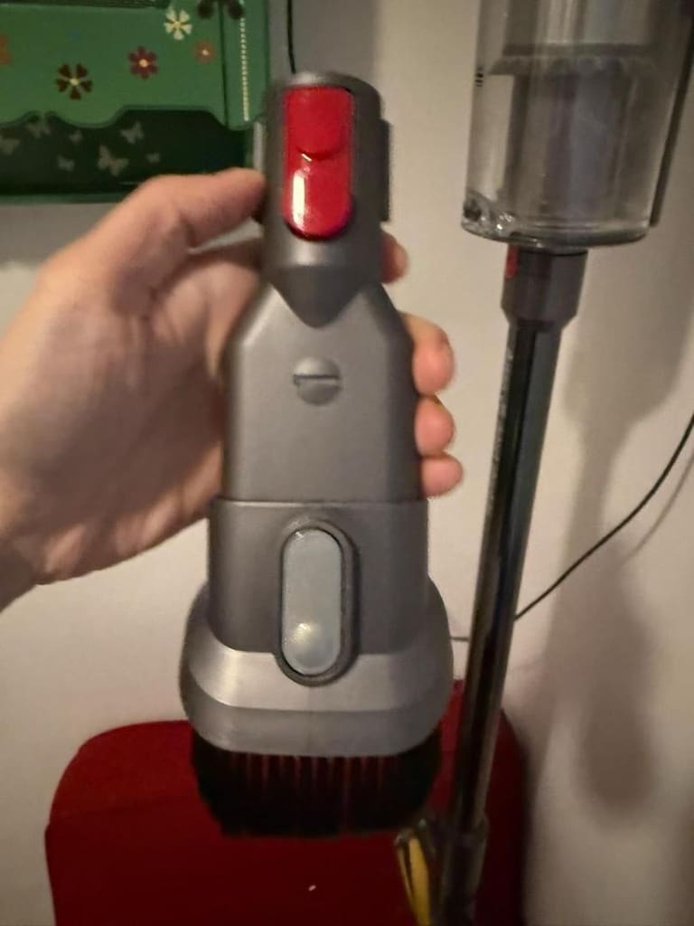 Dyson V15 çok temiz herşeyi tam süpürge - 15