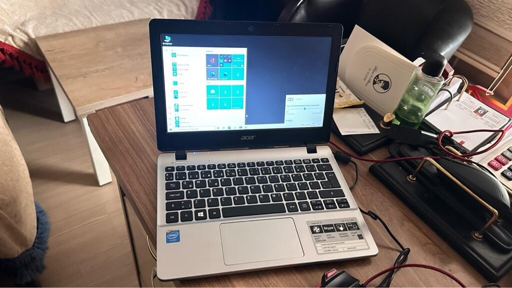 11 inc acer mini laptop cok temiz harika urun - 2