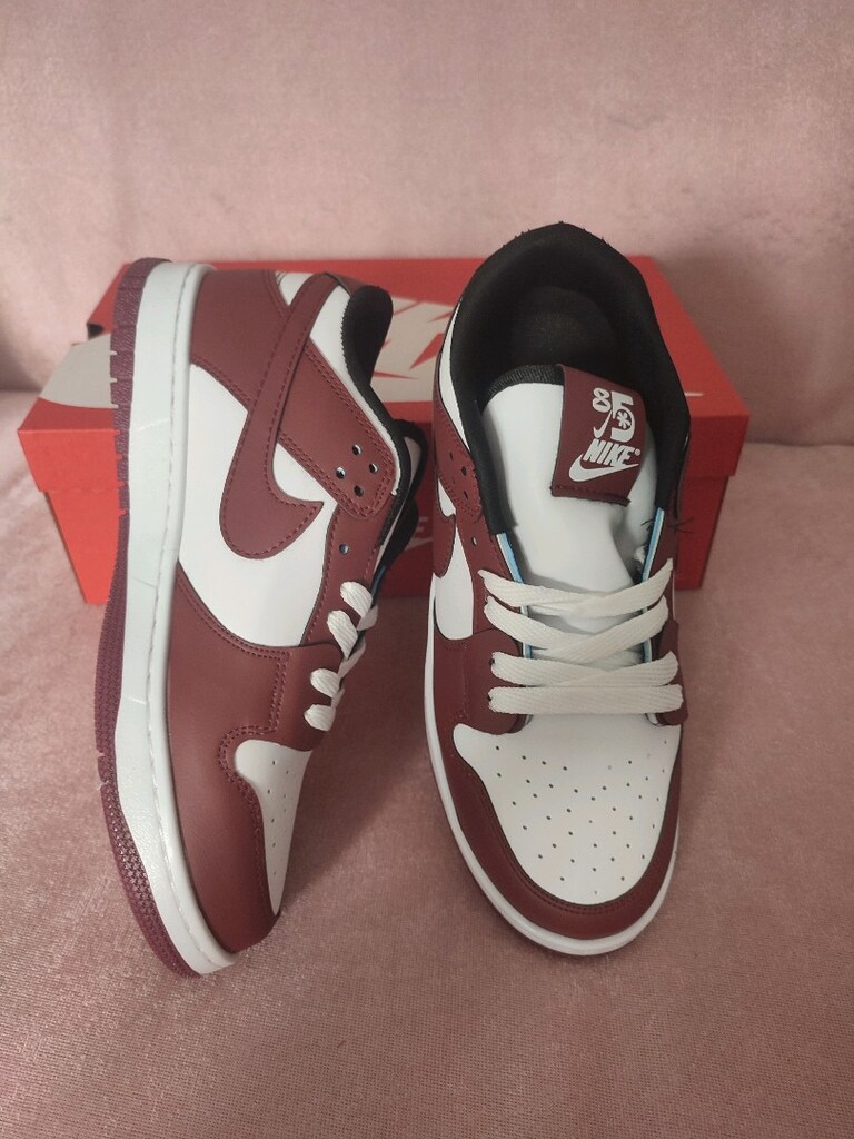 Nike Dunk bordo ayakkabı 40 numara