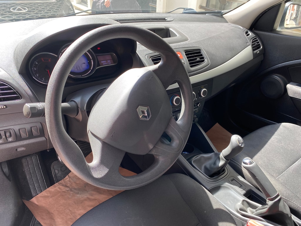 2013 MODEL RENAULT FLUENCE 85.000 KM DE - 11