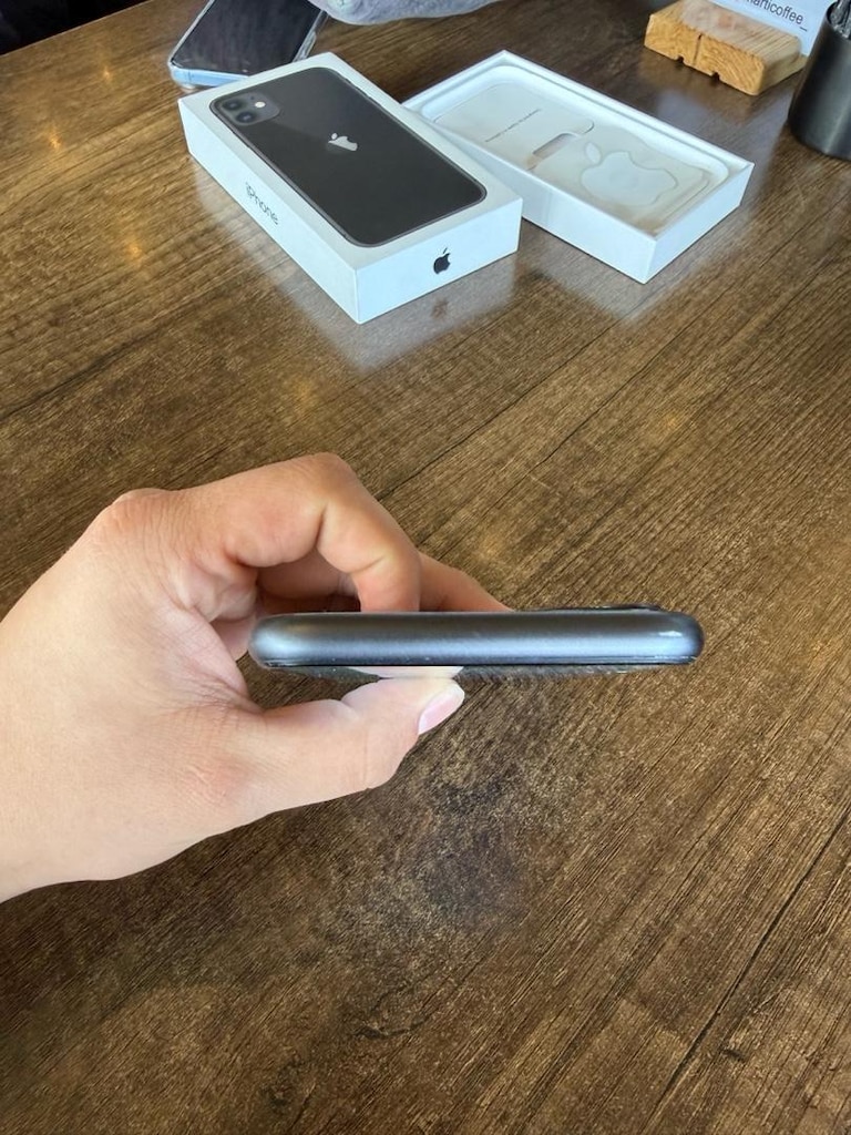 Sahibinden temiz iPhone 11 - 9