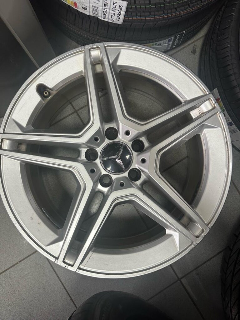 18 5/112 MERCEDES AMG - 20