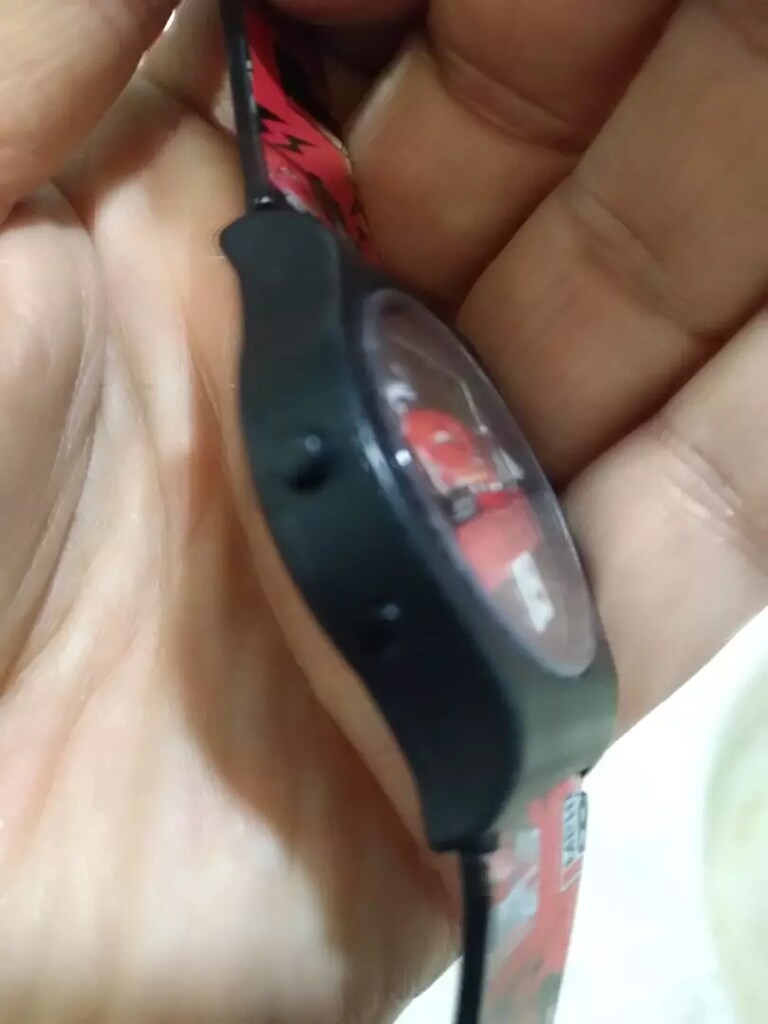 Çocuk saati. Disney marka. Sadece pil bitik. — görsel 5/6